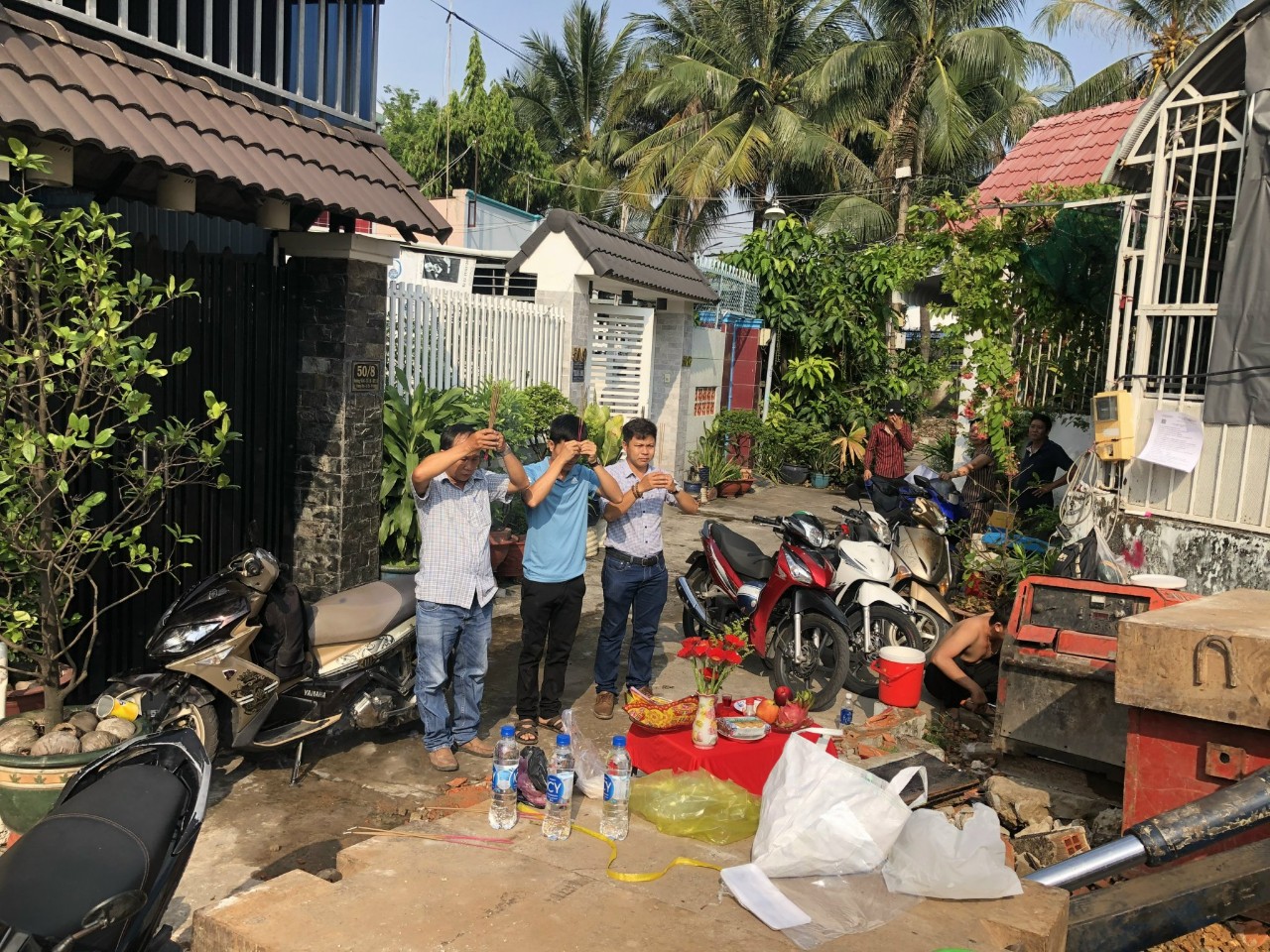 Cúng khởi công